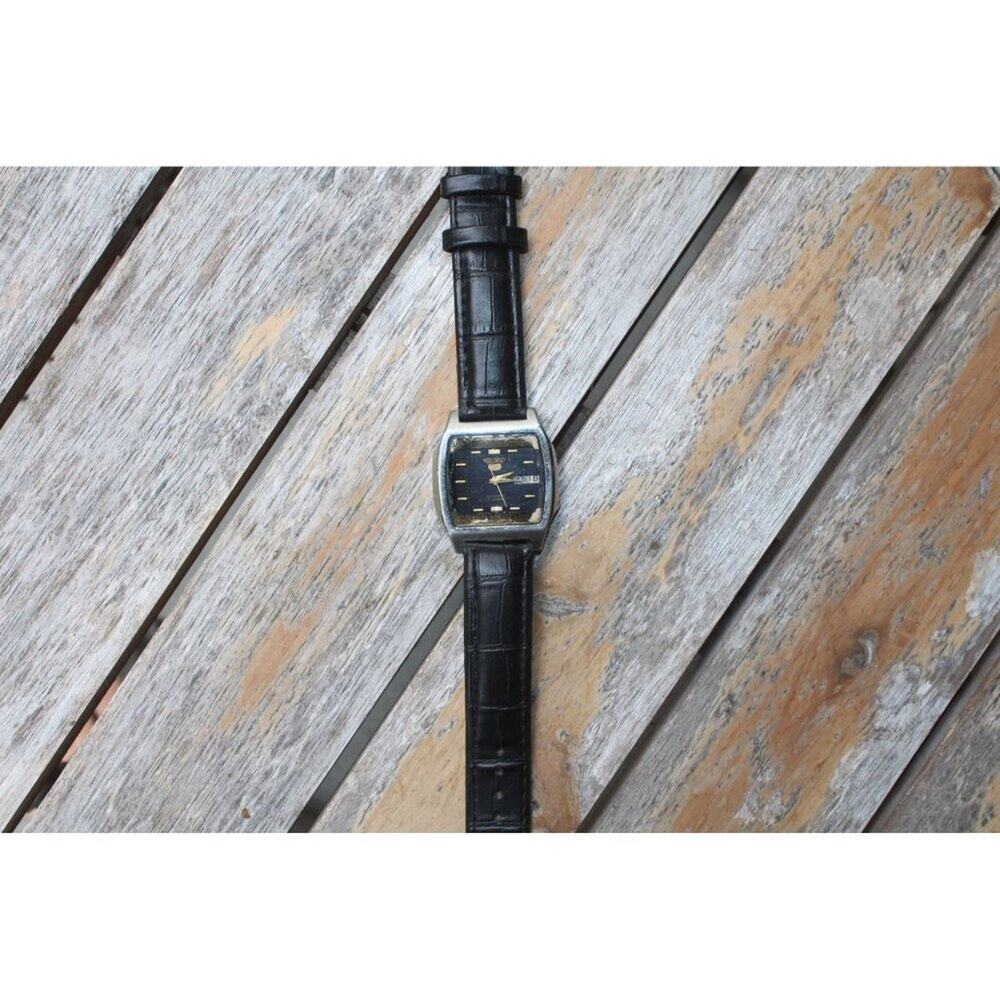 Vintage 1968 Seiko Automatic Mens Silver Watch W/daydate & Gold accents